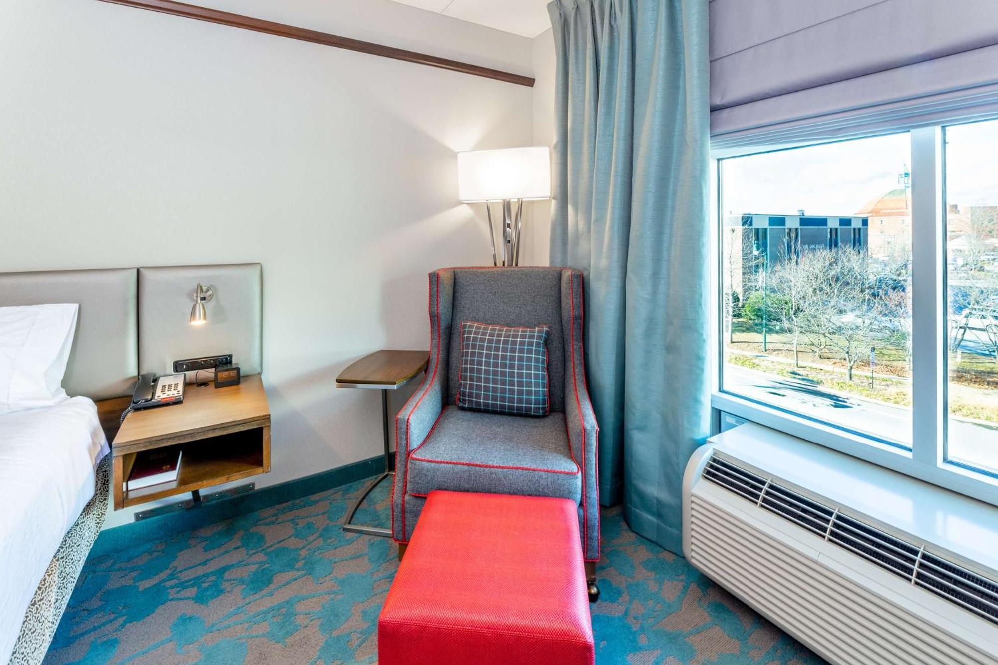 Hilton Garden Inn Asheville Downtown Exteriör bild
